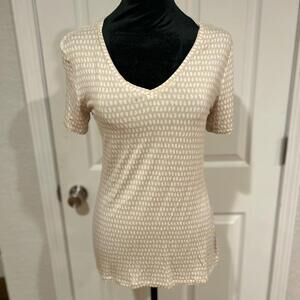 Apt. 9 Cream Deep V Neck Sleeveless T Shirt Size Small